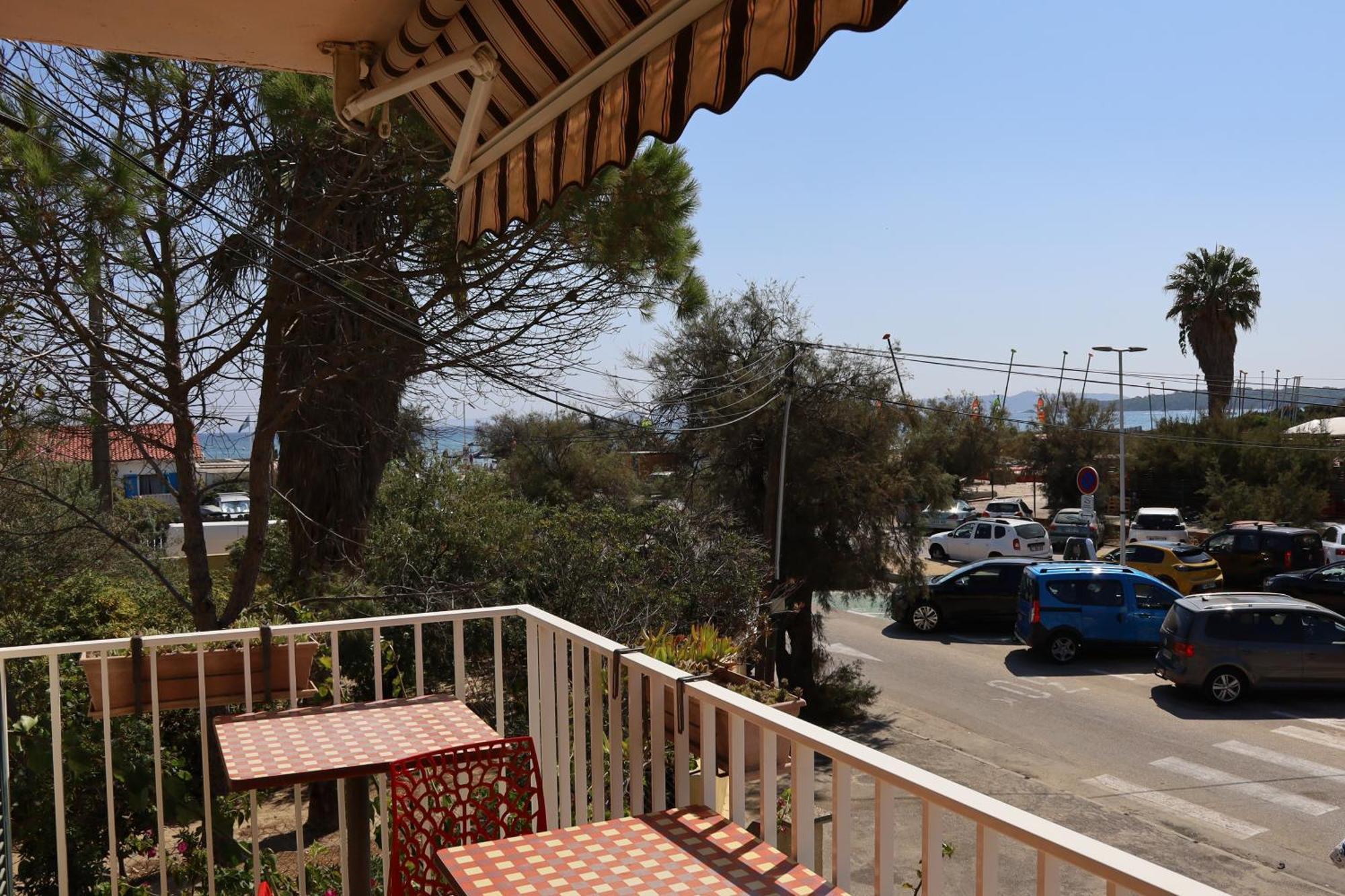 Appart Hyeres-Presqu'Ile De Giens-La Capte Екстериор снимка